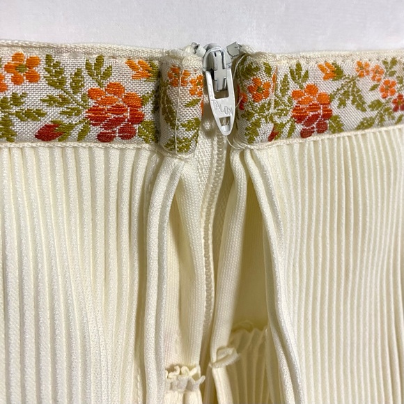 Vintage 70’s Vicky Vaughn Cream Ruffle Maxi Dress Tiered Bohemian Hippie S - Picture 8 of 10